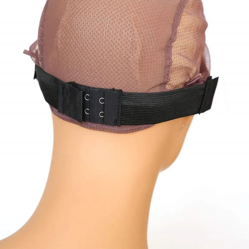 model-with-adjustable-wig-straps