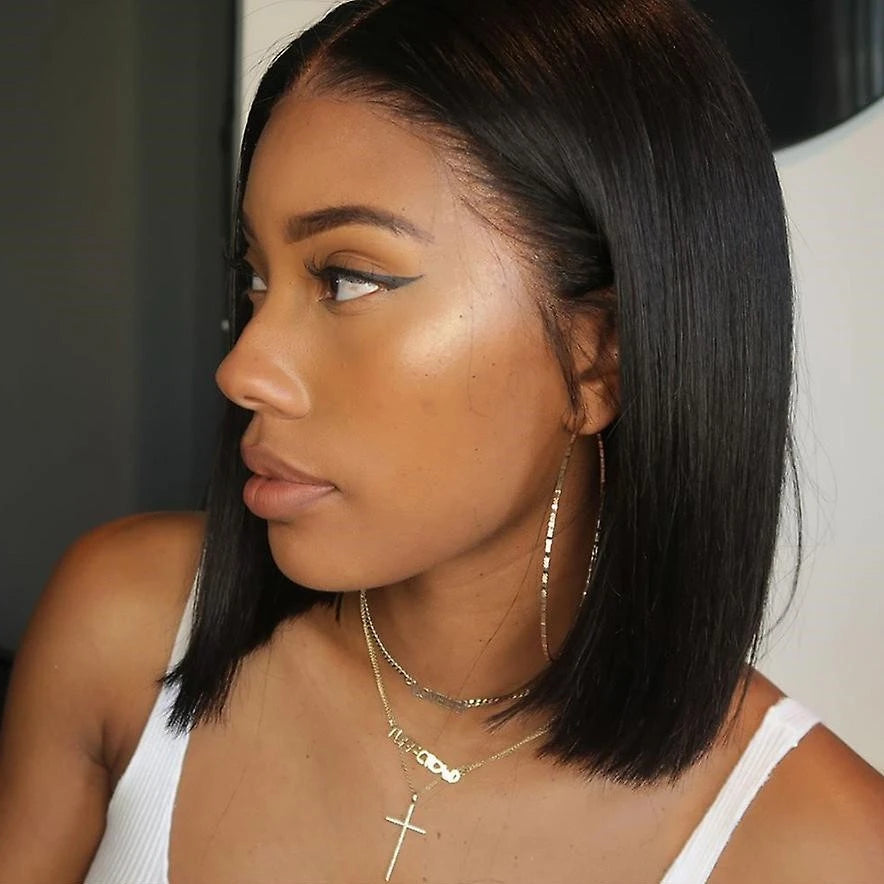 Black woman wearing black glueless bob wig